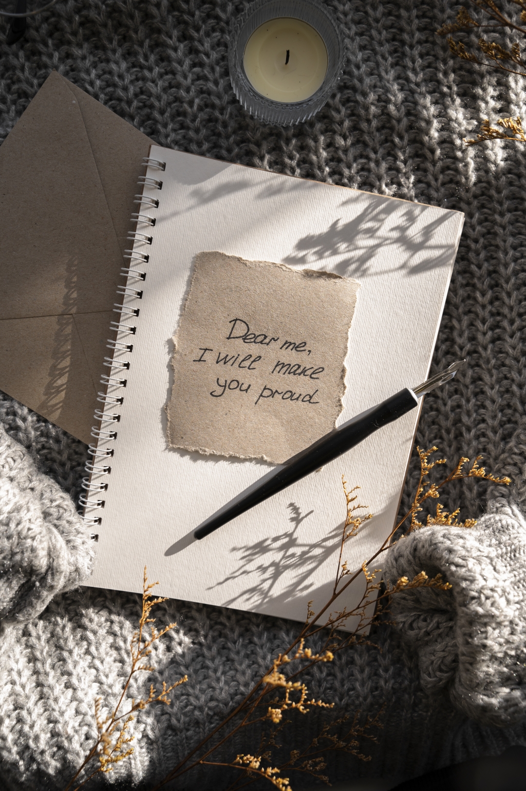 note-with-encouragement-quote-starting-with-dear.jpg