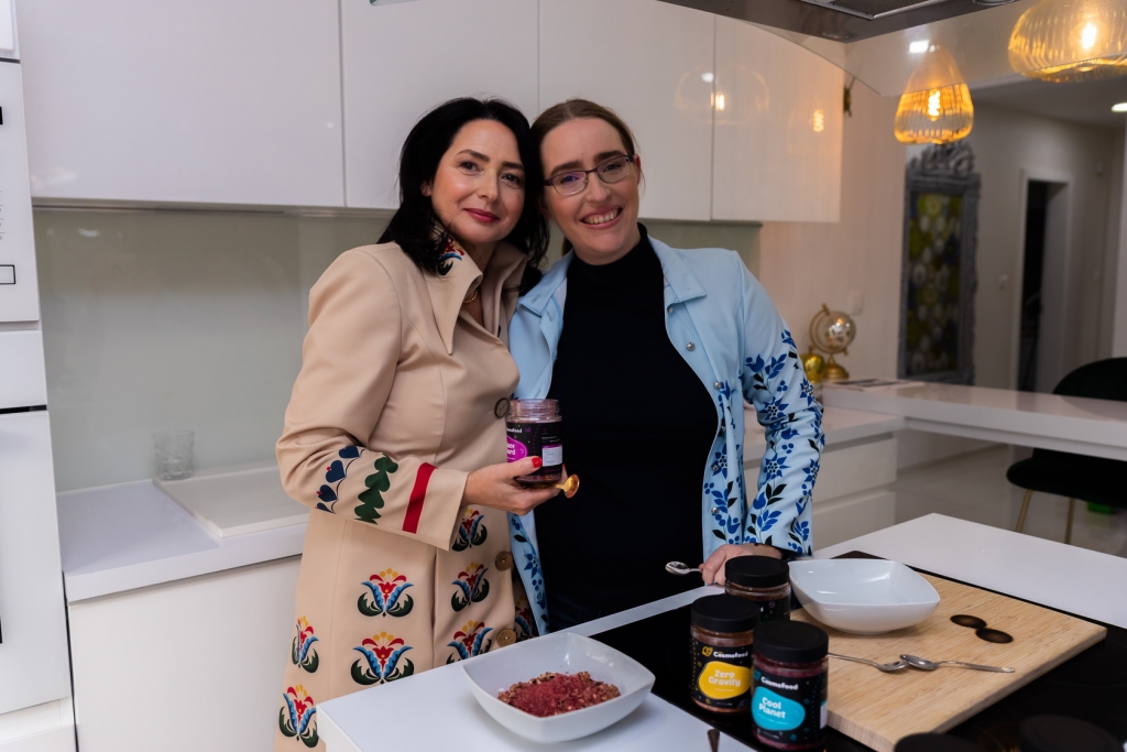 Krisztina és Erzsi.jpeg