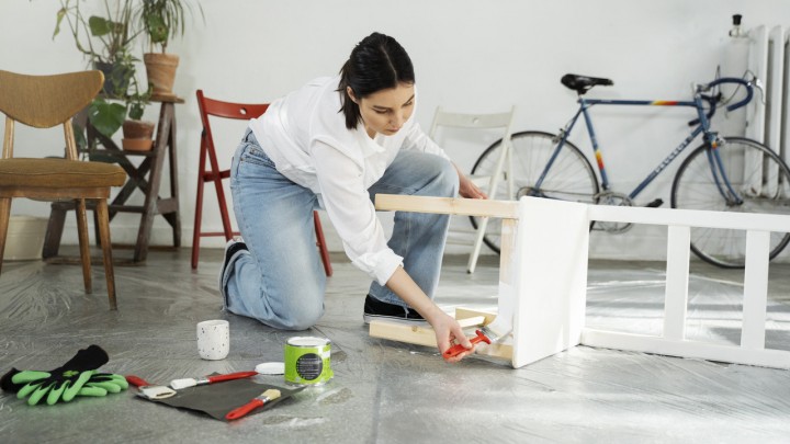 Otthonszépítés kreatívan: 4 DIY-trend, amivel olcsón felújíthatod a lakást 2025-ben