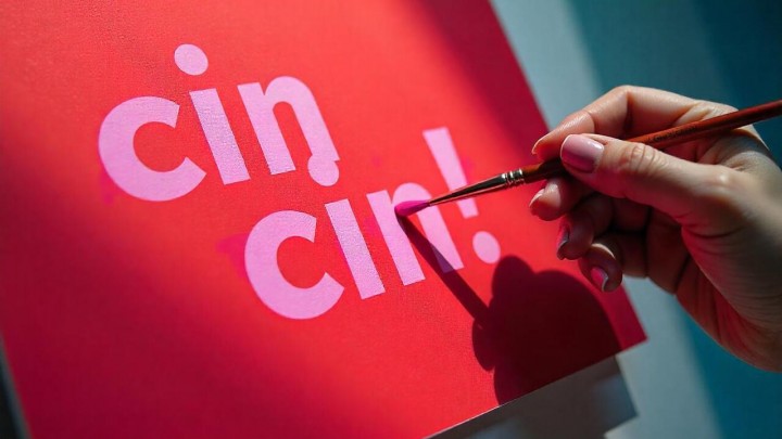 Fess magadnak cuki, vicces és vibrálóan színes fali posztereket: 3 ötletet mutatunk!