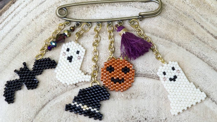 Rémisztően trendi halloweeni kitűző: készítsd el gyöngyökből alkotónk segítségével!